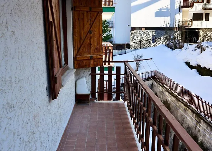 Piacevole Di Montagna Per 4 Persone Limone Piemonte